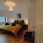 Lovely 1 Bedroom Apartment In South East London