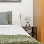 New Listing 2Br With Parking, 10Min Woolwich St