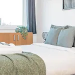 New Listing 2Br With Parking, 10Min Woolwich St