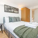 New Listing 2Br With Parking, 10Min Woolwich St