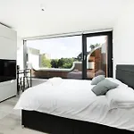 Modern City Living Studios At Antigallican In London