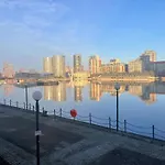 Panoramic Docklands Home With Waterfront Views