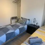Bethnal Green/Brick Lane 2 Bedroom Apartment