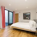 Crashpads Shoreditch Loft With Private Courtyard