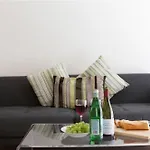 Monument Street Apartment