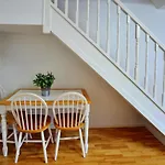Stylish 2B House With Parking
