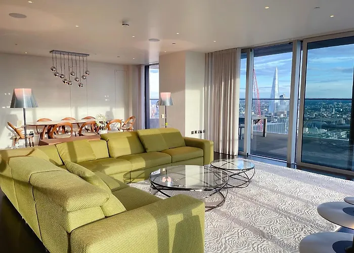 One Bedroom In Luxury Apartment On 30Th Floor In Central London With Breathtaking Skyline View Of Major Landmarks In London