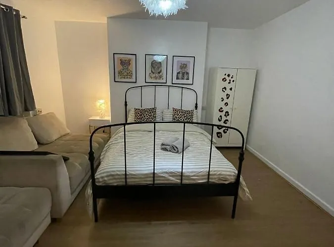 4 Bedroom Guest Apartment In The Heart Of Shoreditch
