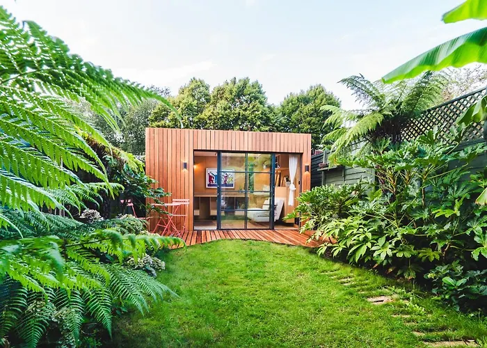 Stunning 2Br, Split-Level Flat W Garden, Deptford