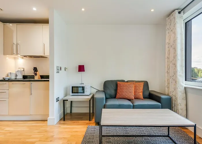 Mysquare Comfy One Bed Apartment In Canary Wharf London