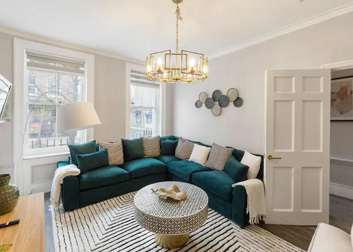 Serenity In The City: Best 5Br Home In Whitechapel