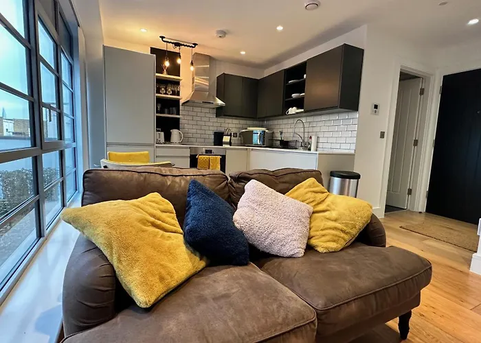 Modern & Stylish 1 Bedroom Flat