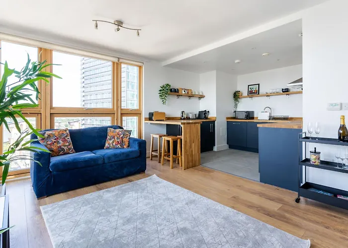 Flat In Canary Wharf With Amazing Views & Balcony