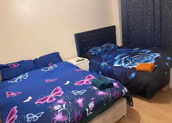 London City Airport, Excel & 02 Arena Proximity House