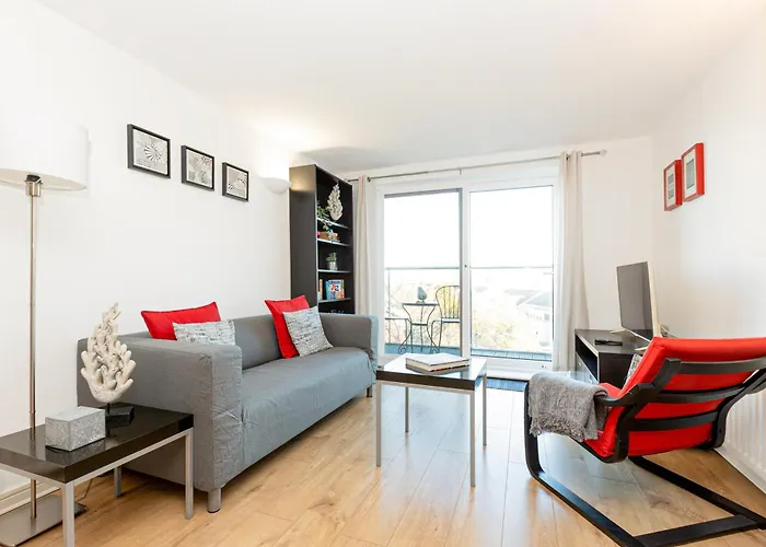 New Listing 2Br With Parking, 10Min Woolwich St