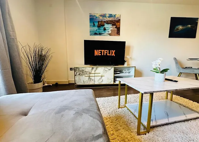 Zone 1 Central Apartment 4 Mins From Major Station