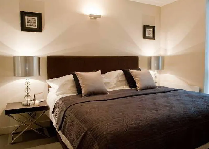 The Writers Serviced Apartments