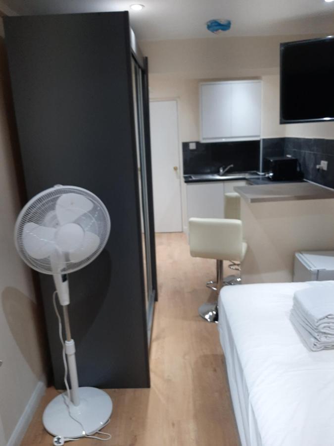 Twin Budget Room London