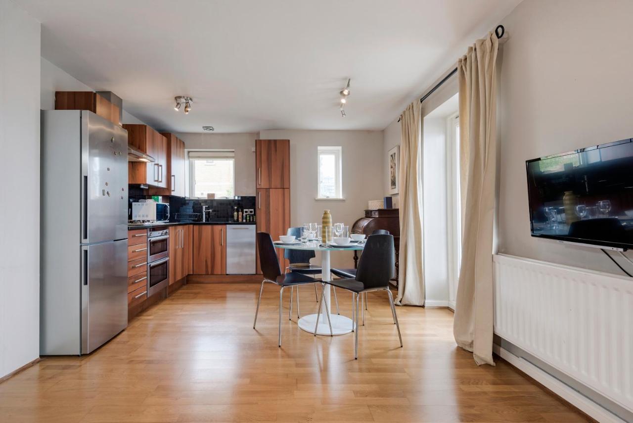 Panoramic Docklands With Waterfront Views Apartamento