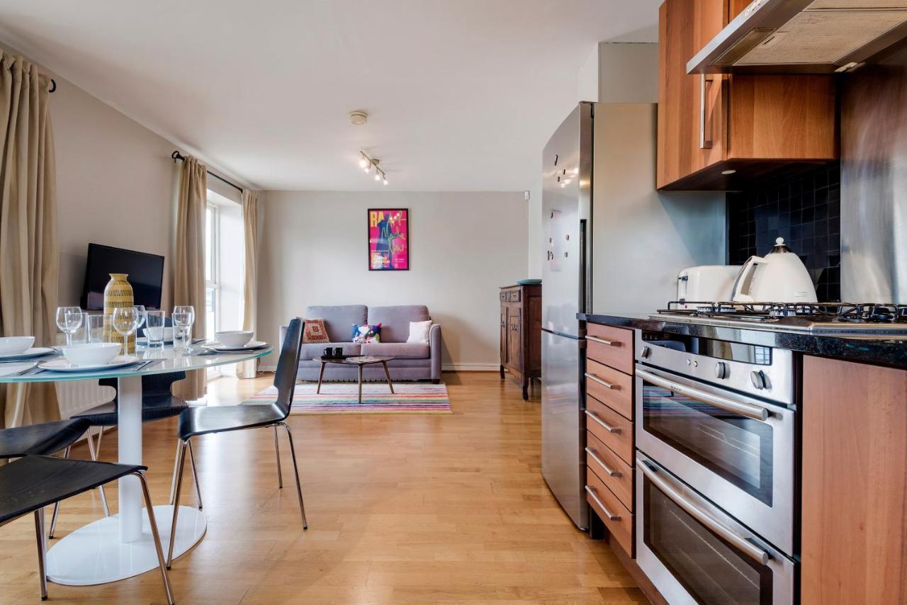 Panoramic Docklands With Waterfront Views * Londres
