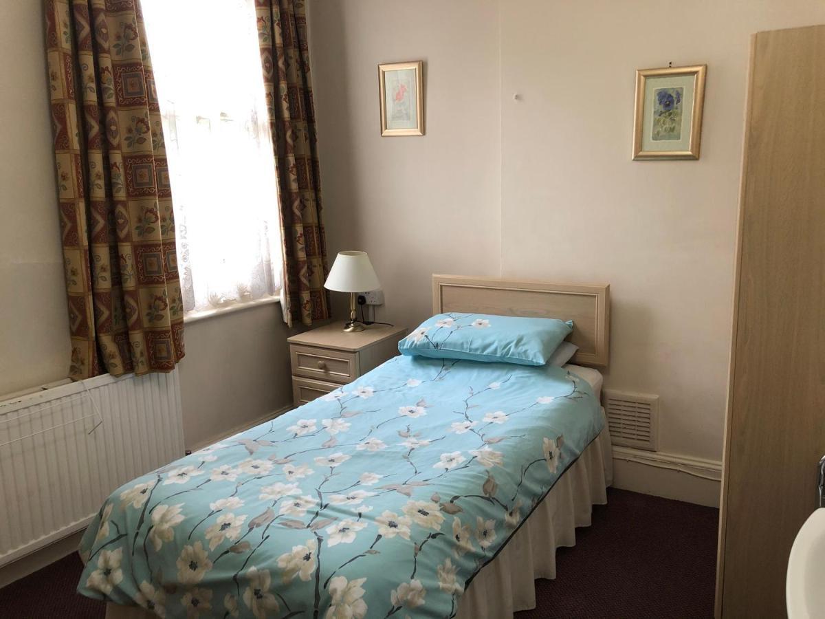 St. James's Gasthof 3*