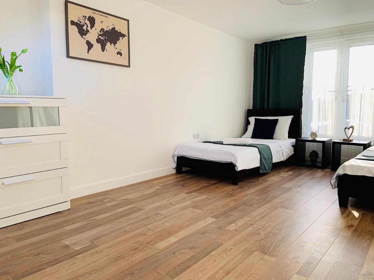 Apartment Two Bedroom Serviced Apartment,