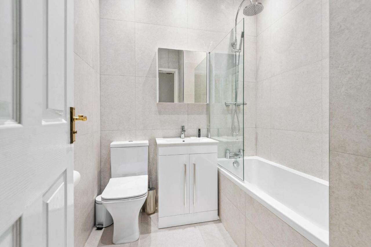 Ferienhaus Super 2 Bedroom House Near Canary Wharf, O2 Arena & Excel For 5 People