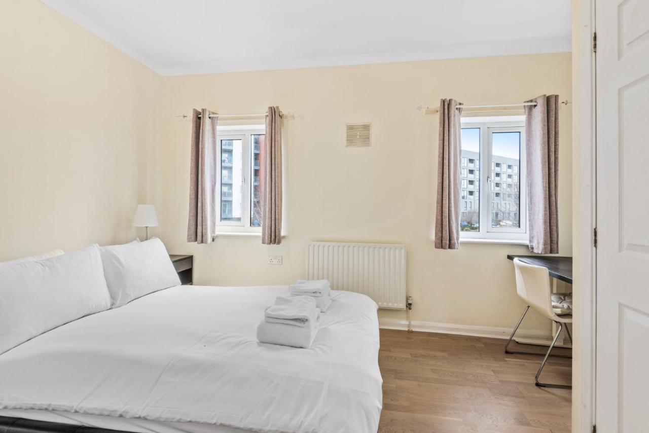 Super 2 Bedroom House Near Canary Wharf, O2 Arena & Excel For 5 People Ferienhaus *