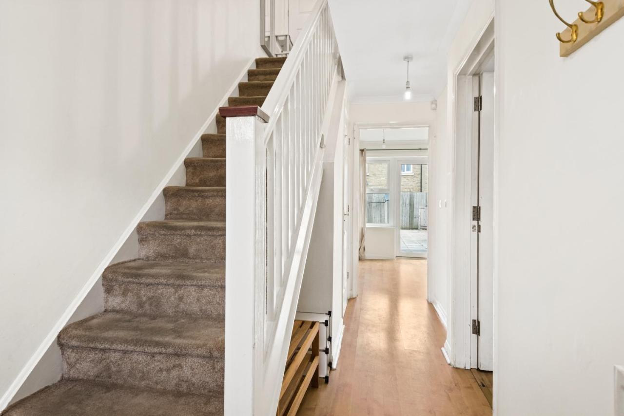 Ferienhaus Super 2 Bedroom House Near Canary Wharf, O2 Arena & Excel For 5 People