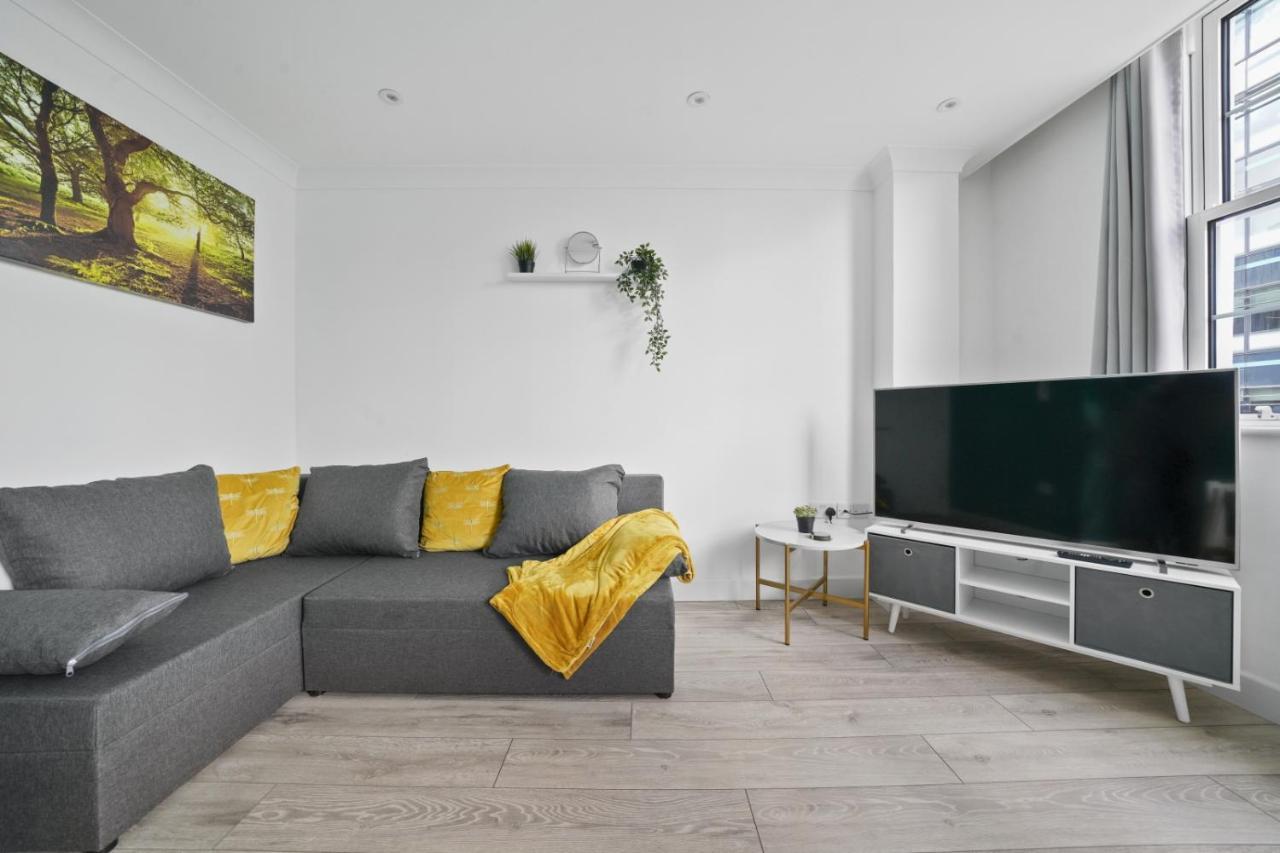 In The Heart Of The - Aldgate Zone 1