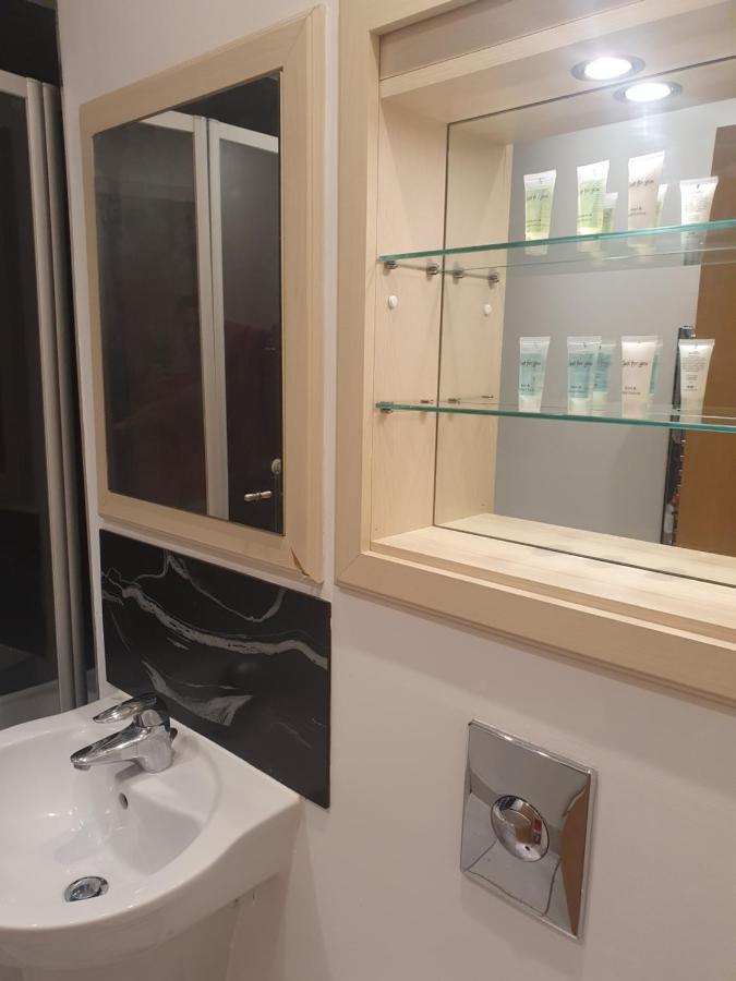Apartment Canary Wharf, E14 9ne *