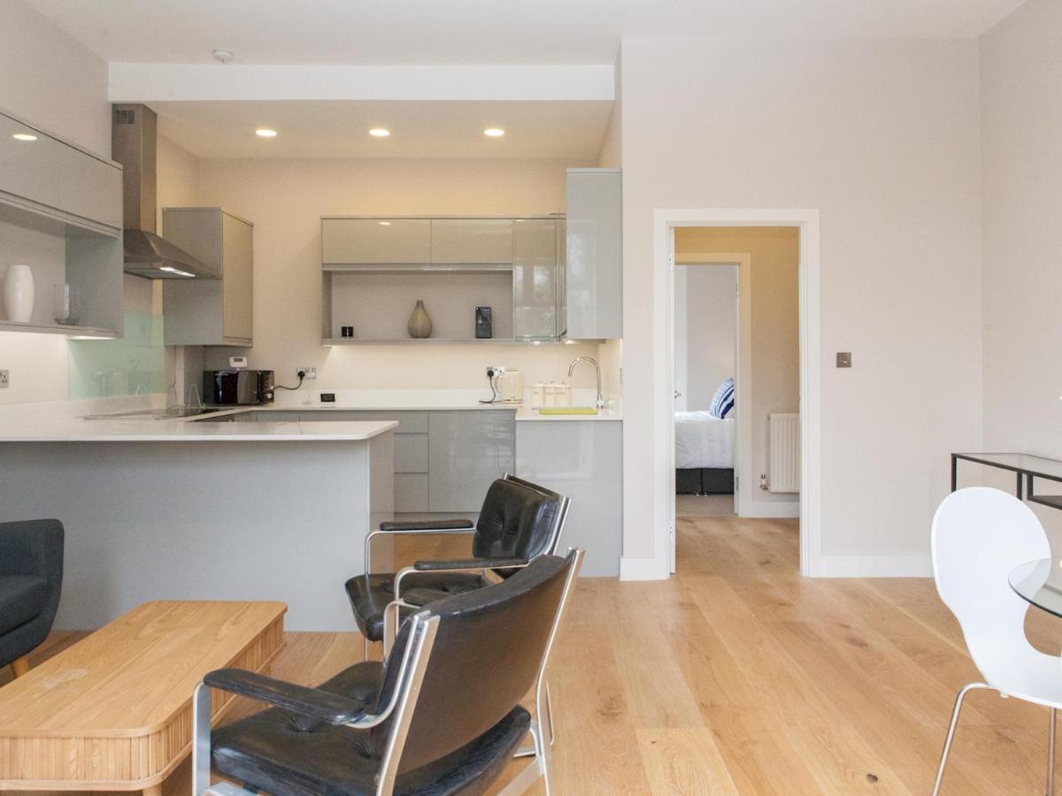 Apartment Pass The Keys - Spacious Flat With Private Sun Terrace In South East London