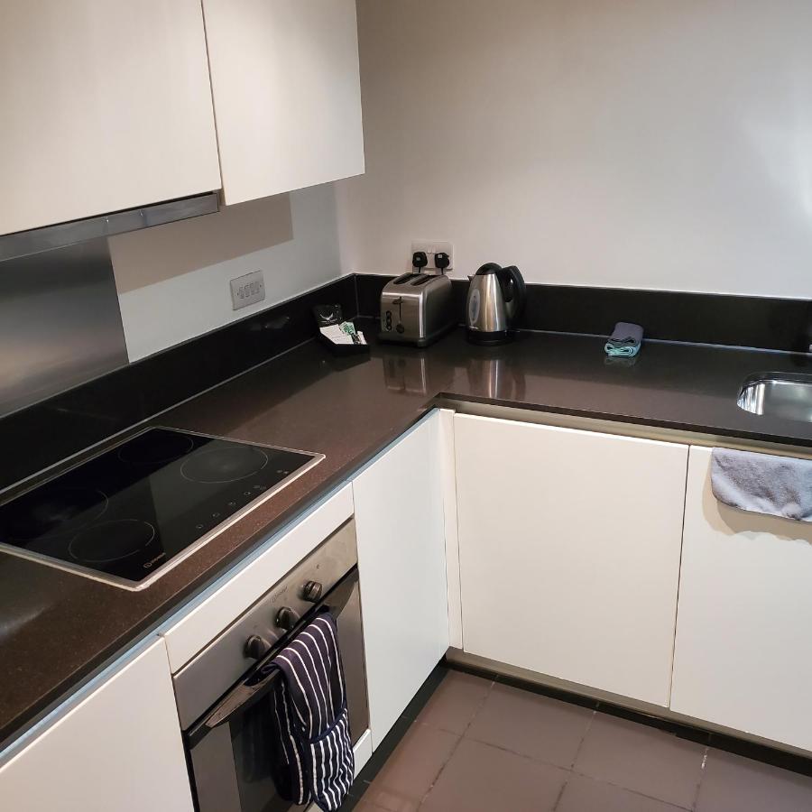 Apartment Nem Cw *