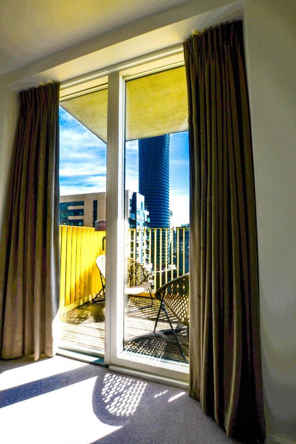 Apartment Charles Hope Millharbour *