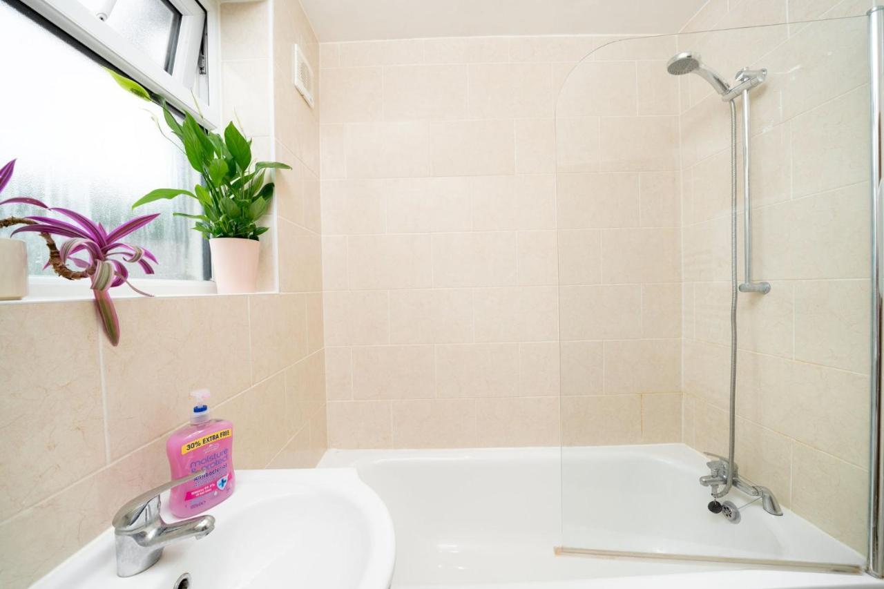 F5 Private Double Apartment
