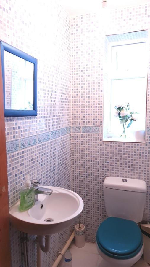 Bed & Breakfast Stayeasy In Trendy Heart Of