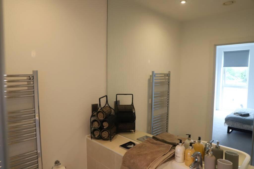 Apartamento Beautiful 2Bed Apartment 5 Mins From London Bridge.