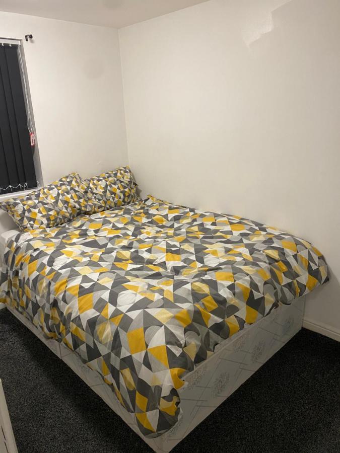 Paradise Apartment London