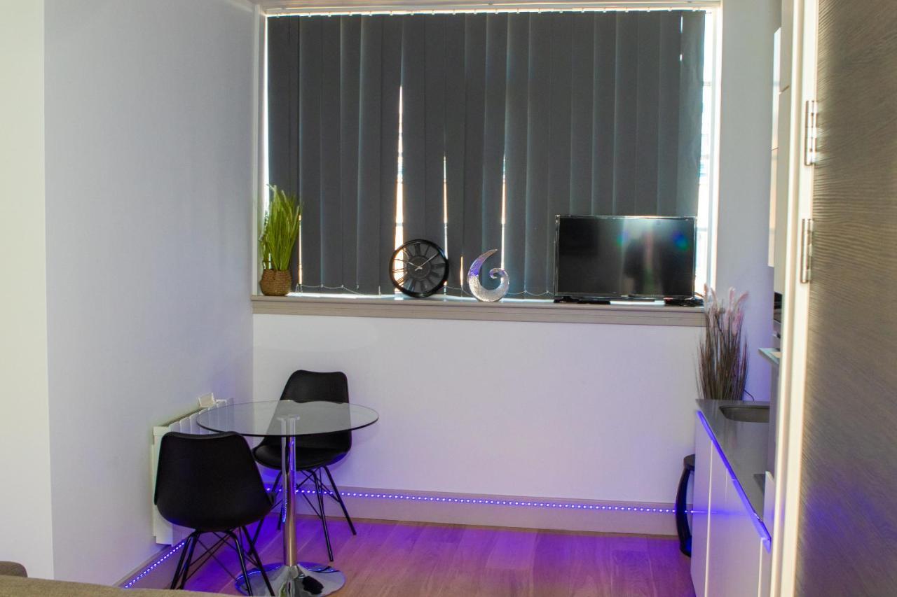 Apartment Stunning 1-bedroom Flat In London!