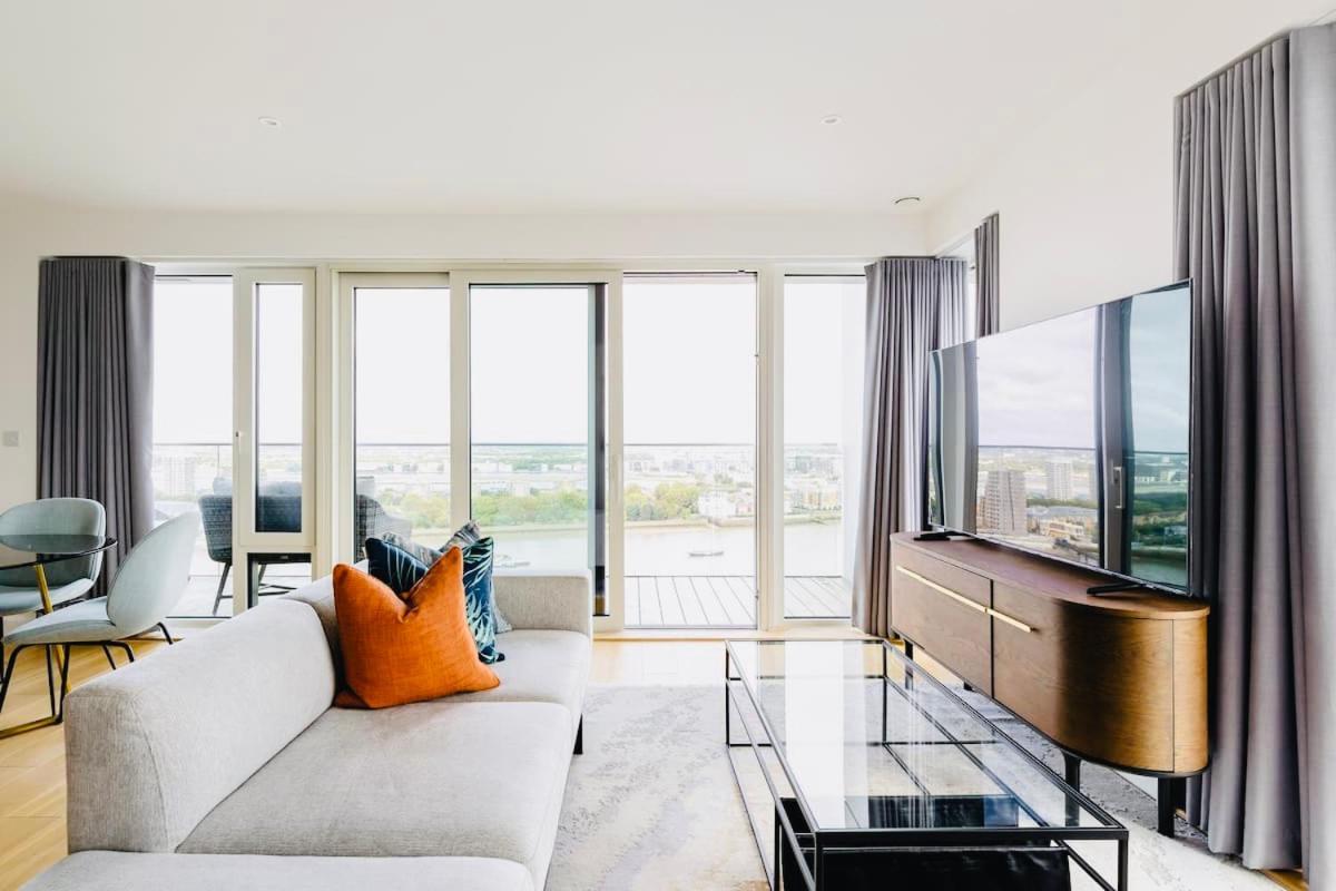 Executive Waterfront Split Penthouse Londres