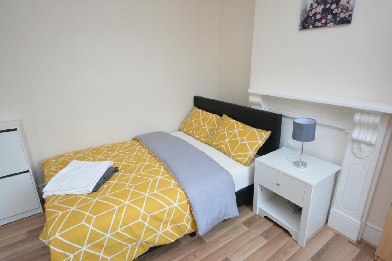 Holiday home Cheerful 4 Bedroom House In Greater *