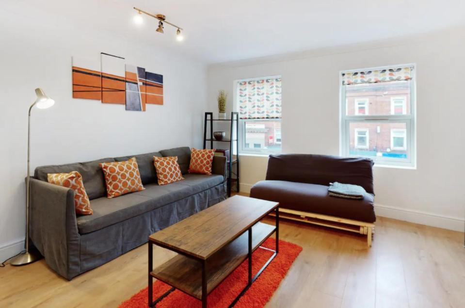 Apartment Modern Split Level 1 Bedroom Flat In Aldgate