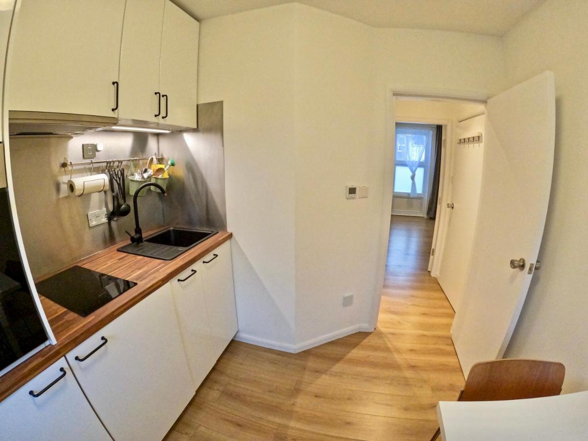 Lovely One Bedroom Flat In The Heart Of *