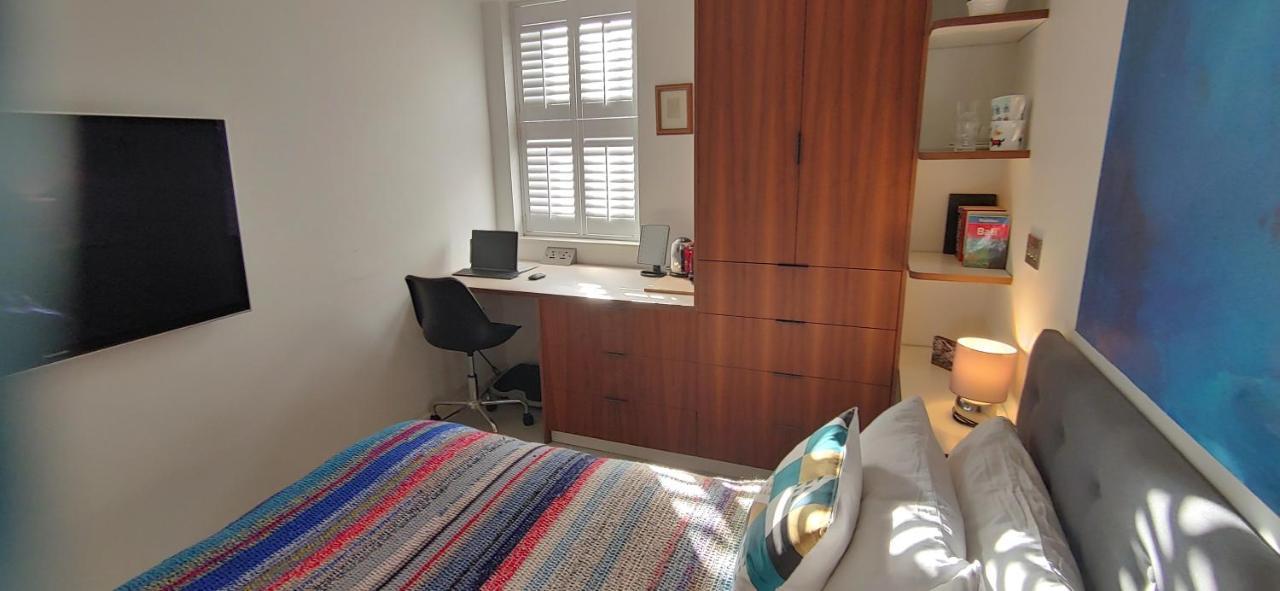 Comfortable With Ensuite