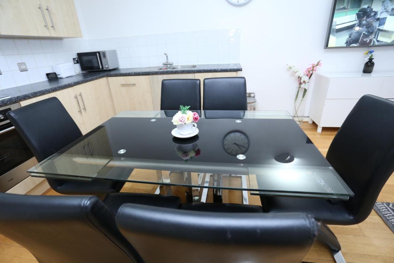 Apartamento Gorgeous 2 Bedroom 2 Bathroom Woolwich *
