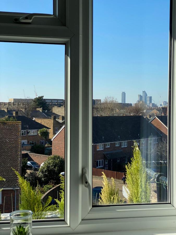 Apartamento Bright, Spacious, Modern Interior Decor 2 Bedrooms With Amazing Views Londres