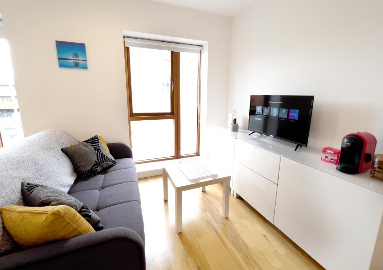 Lovely 1 Bedroom In South East Apartment