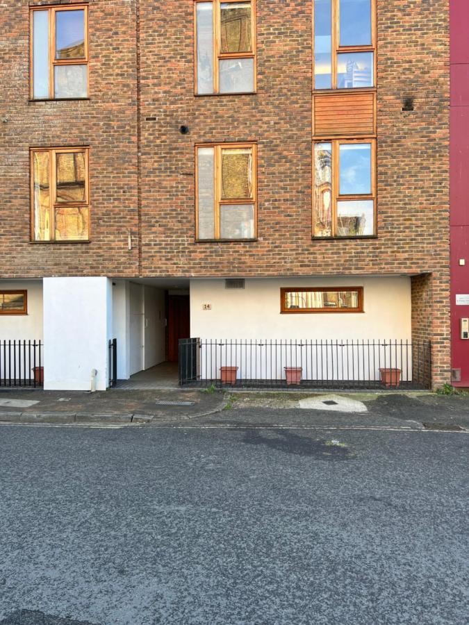 Lovely 1 Bedroom In South East * London