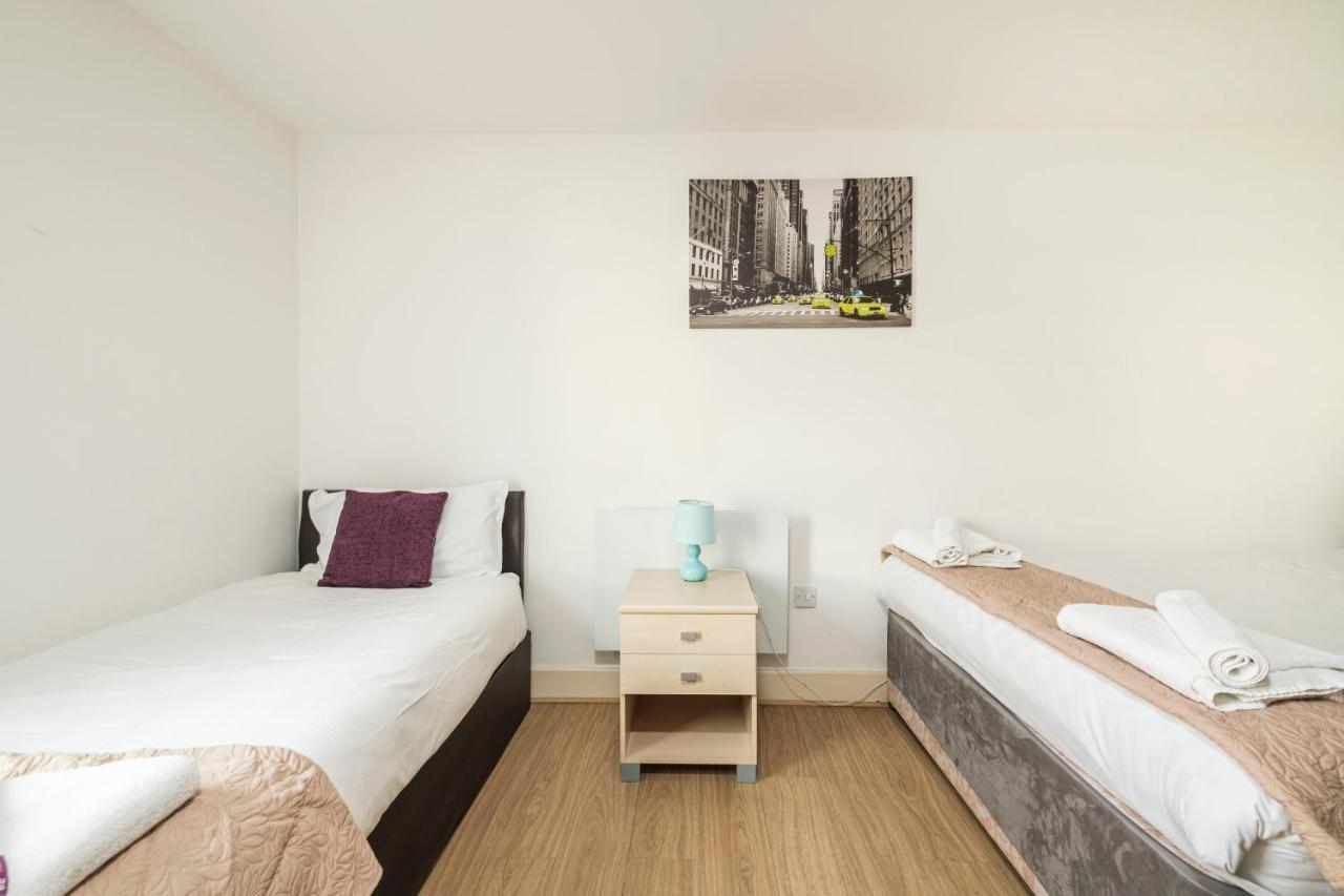 Apartment Canary Wharf/docklands/excel Spacious Apt E14 *