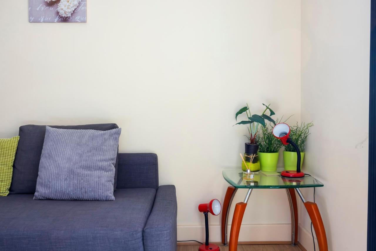 Canary Wharf/docklands/excel Spacious Apt E14 * London